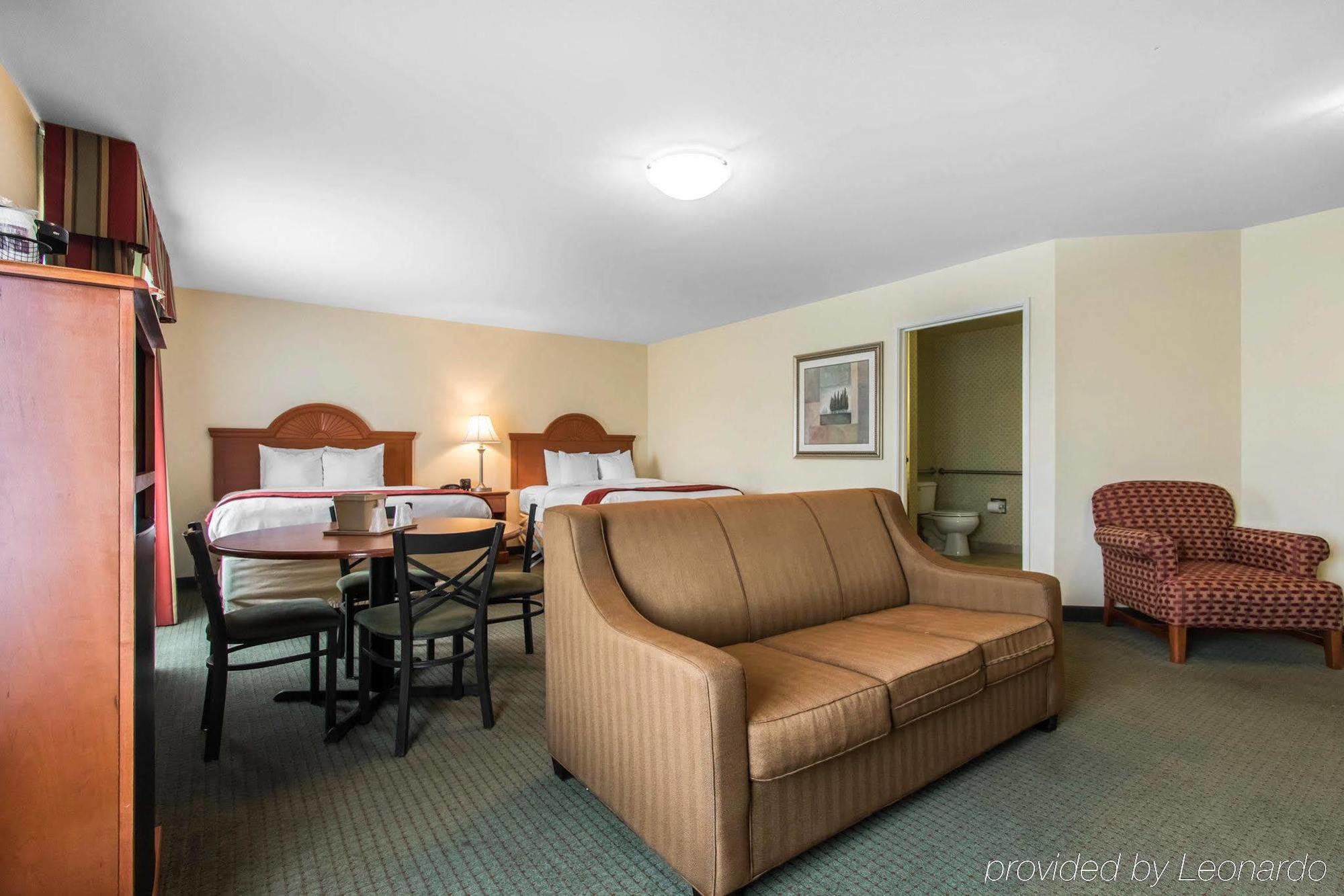 Comfort Suites Mount Vernon Exterior photo